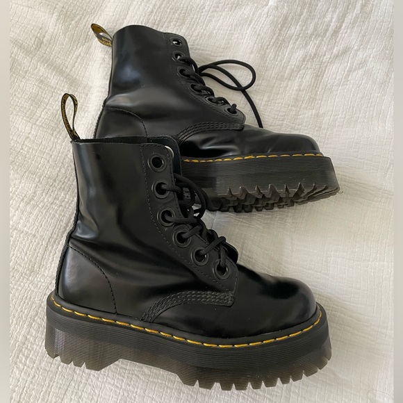 Doc Marten Molly Boot - Picture 2 of 5